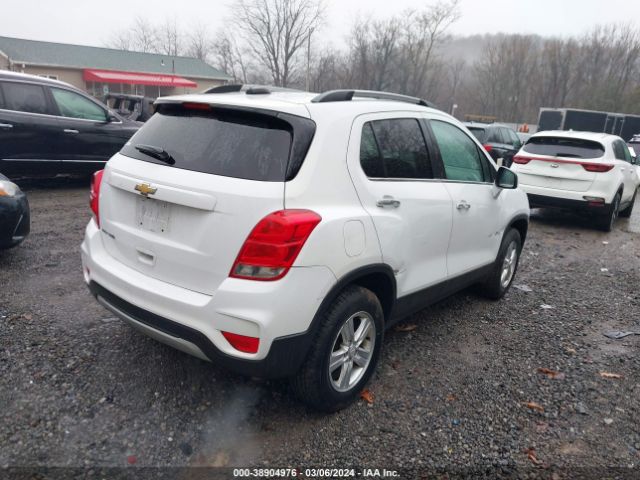 Photo 3 VIN: KL7CJPSB1JB691267 - CHEVROLET TRAX 