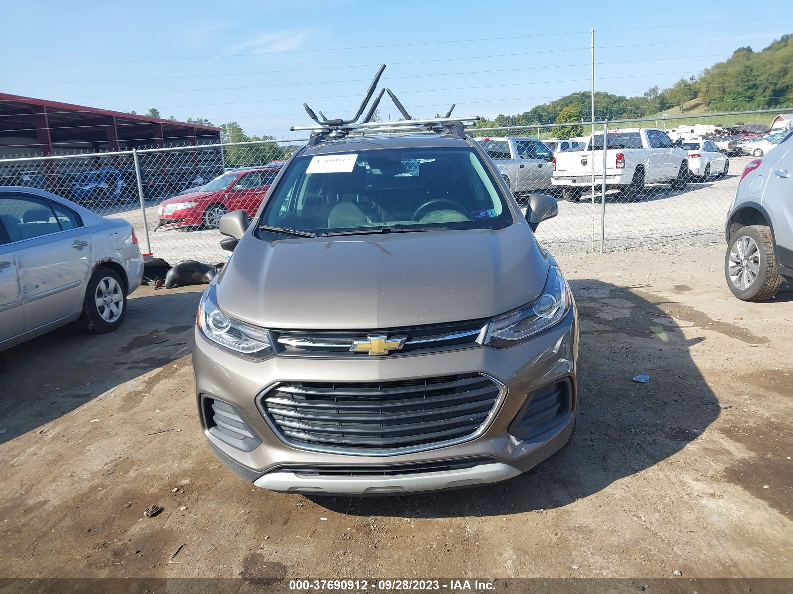 Photo 11 VIN: KL7CJPSB1MB308464 - CHEVROLET TRAX 