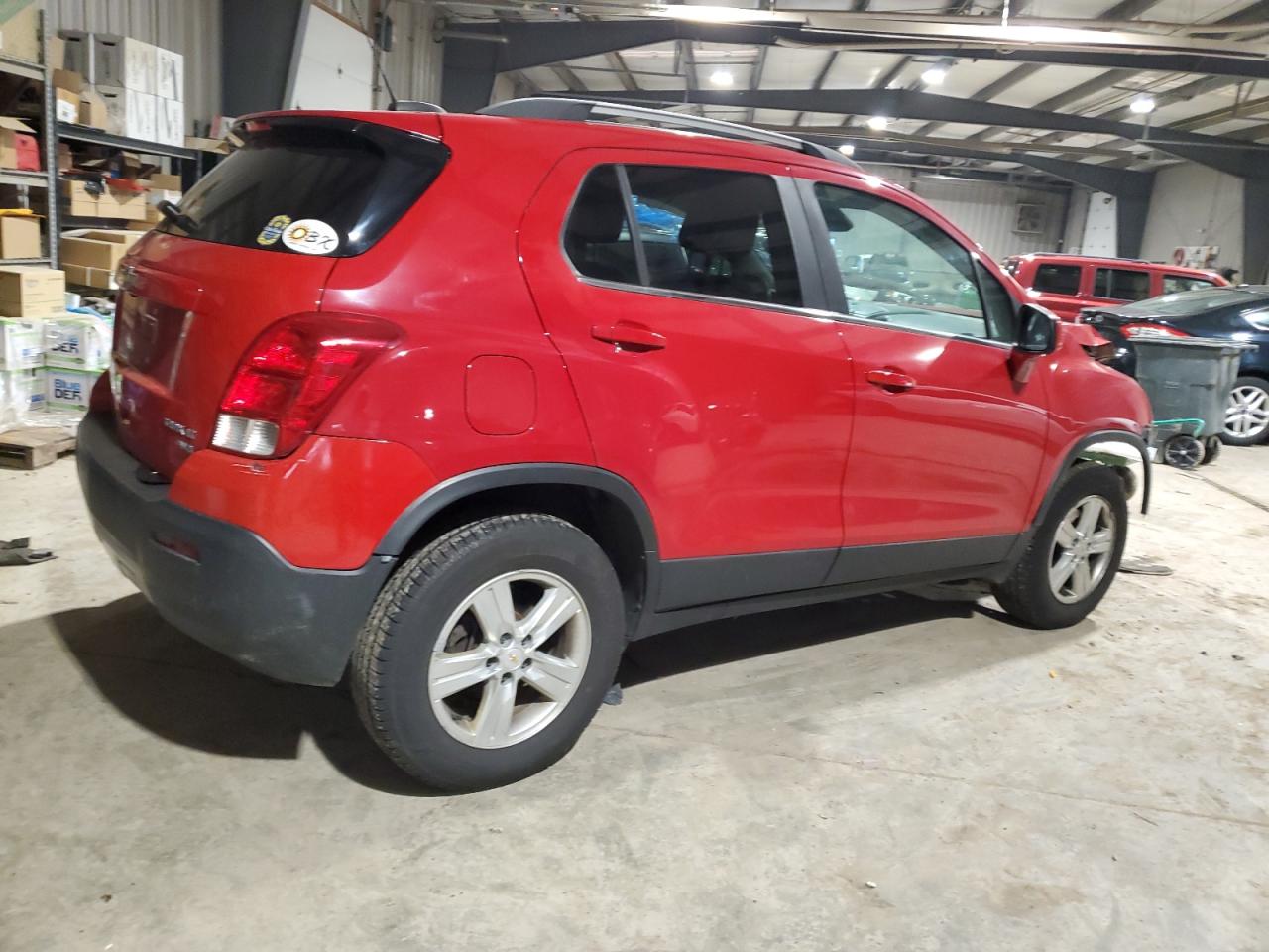 Photo 2 VIN: KL7CJPSB2GB583474 - CHEVROLET TRAX 