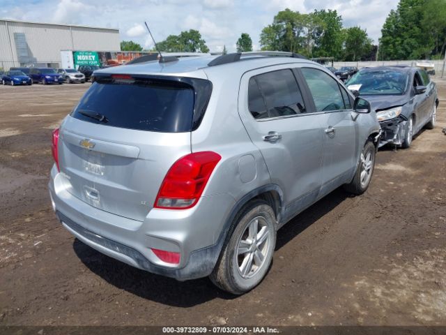 Photo 3 VIN: KL7CJPSB2HB137343 - CHEVROLET TRAX 