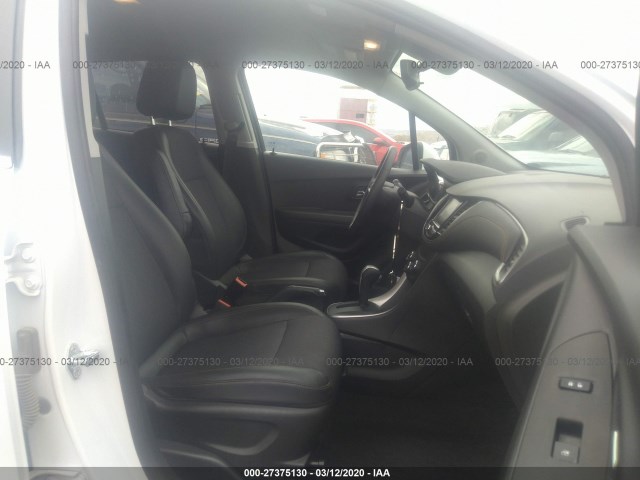 Photo 4 VIN: KL7CJPSB2JB570473 - CHEVROLET TRAX 