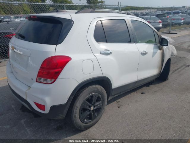 Photo 3 VIN: KL7CJPSB2JB729900 - CHEVROLET TRAX 