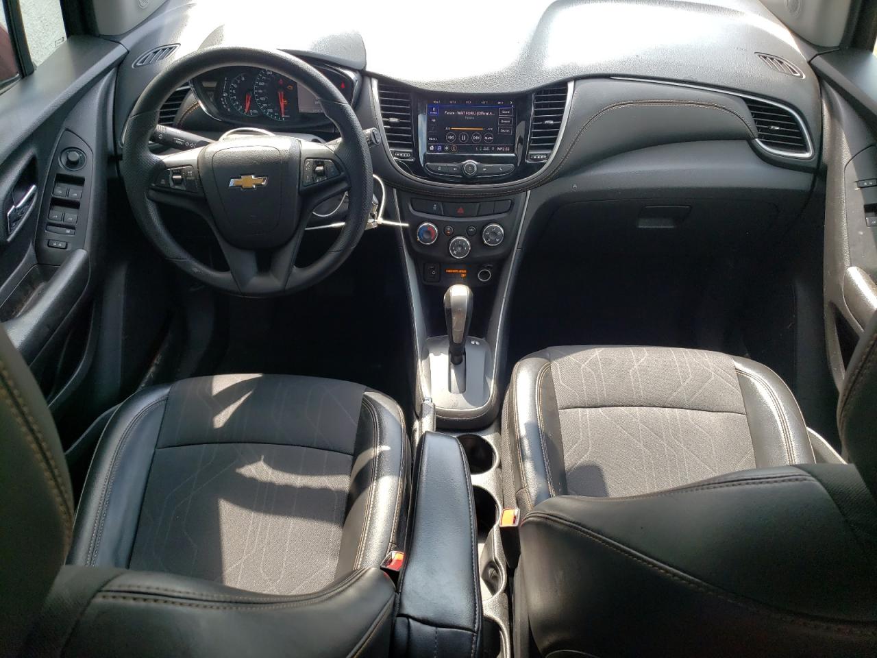 Photo 7 VIN: KL7CJPSB2MB336712 - CHEVROLET TRAX 