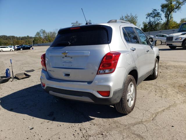 Photo 3 VIN: KL7CJPSB3JB576119 - CHEVROLET TRAX 1LT 