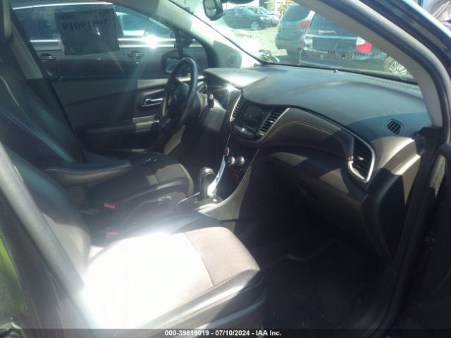 Photo 4 VIN: KL7CJPSB3KB870783 - CHEVROLET TRAX 