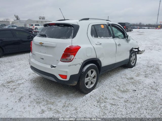 Photo 3 VIN: KL7CJPSB3LB031816 - CHEVROLET TRAX 