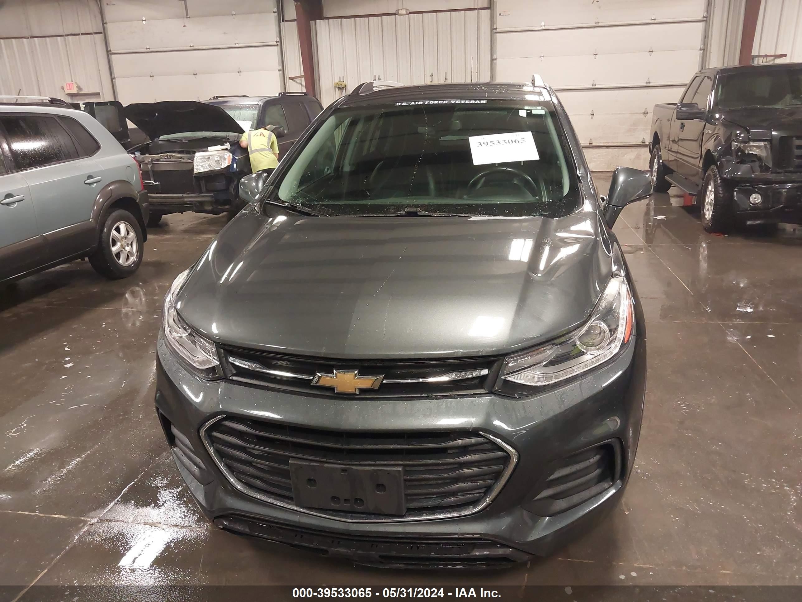 Photo 11 VIN: KL7CJPSB4JB601819 - CHEVROLET TRAX 