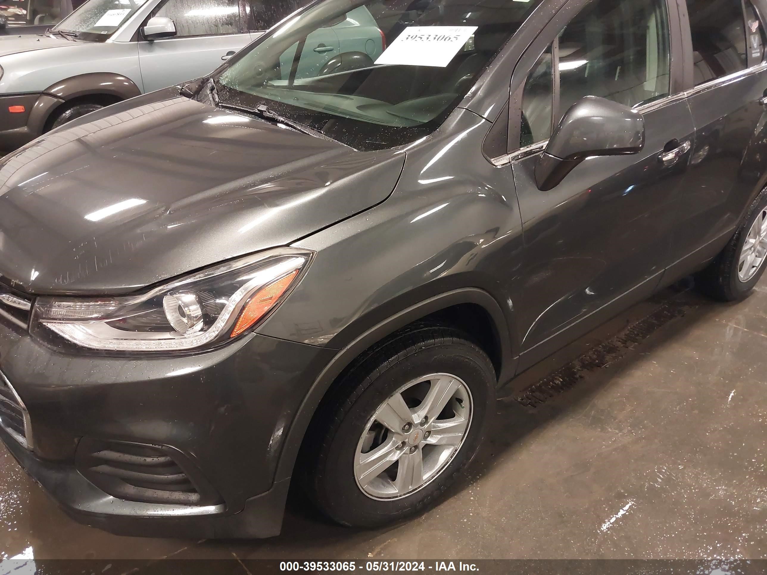 Photo 5 VIN: KL7CJPSB4JB601819 - CHEVROLET TRAX 