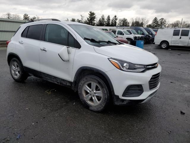 Photo 3 VIN: KL7CJPSB4JB692428 - CHEVROLET TRAX 1LT 