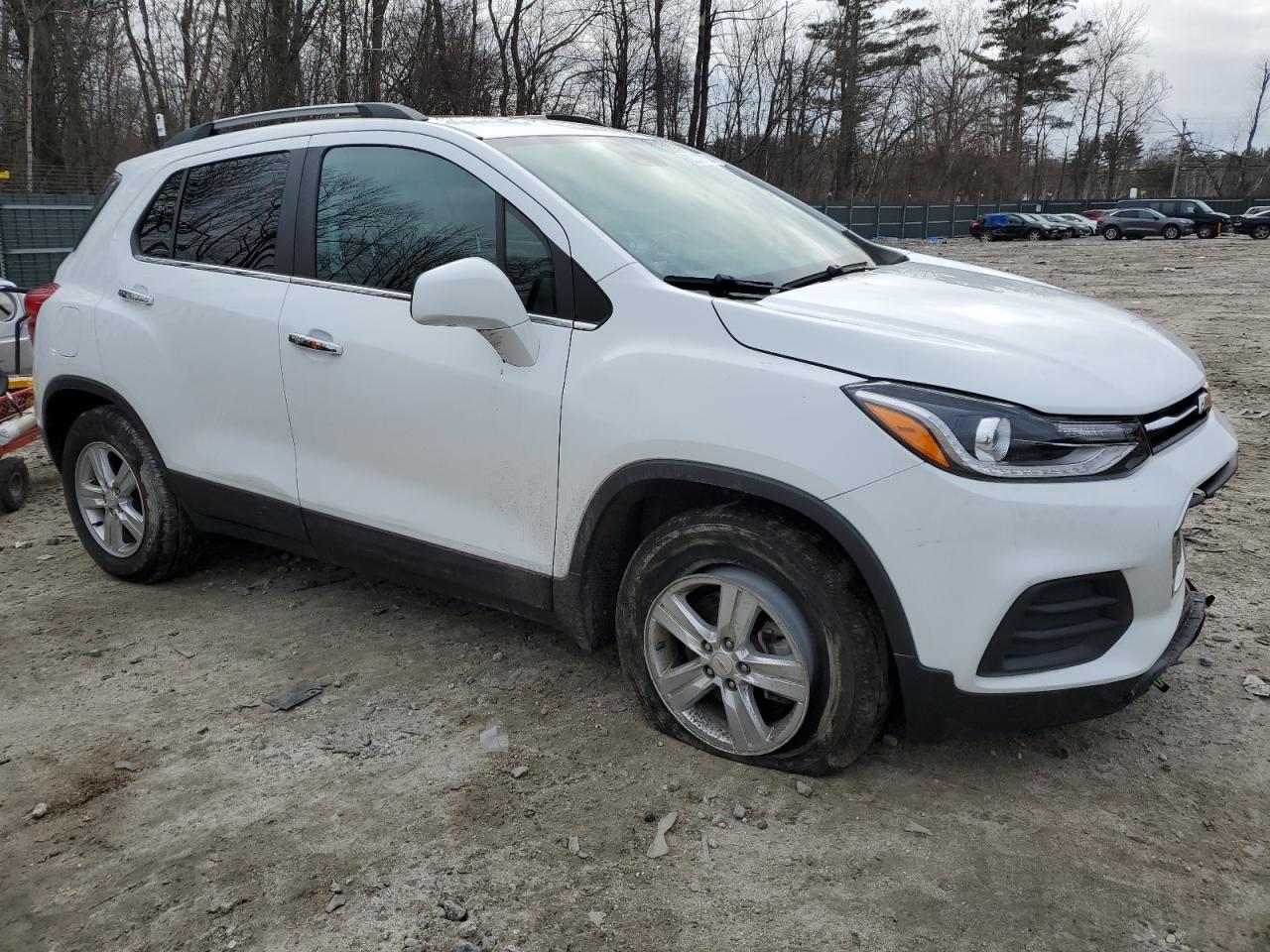 Photo 3 VIN: KL7CJPSB4LB092723 - CHEVROLET TRAX 