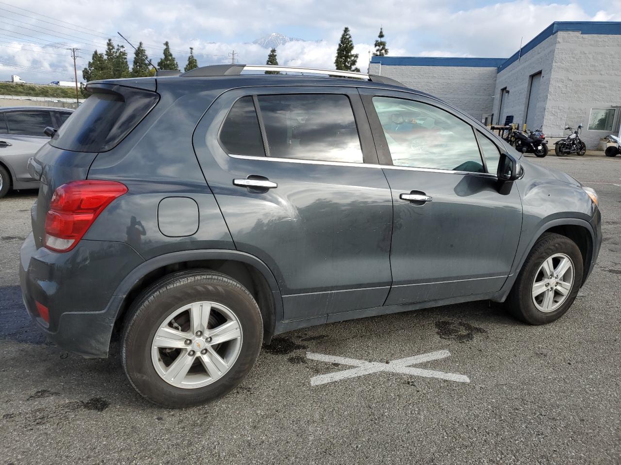 Photo 2 VIN: KL7CJPSB5HB109472 - CHEVROLET TRAX 