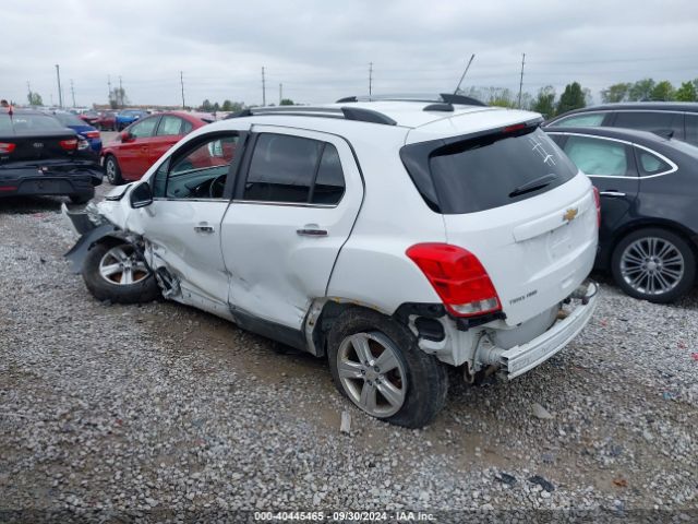 Photo 2 VIN: KL7CJPSB5JB595870 - CHEVROLET TRAX 