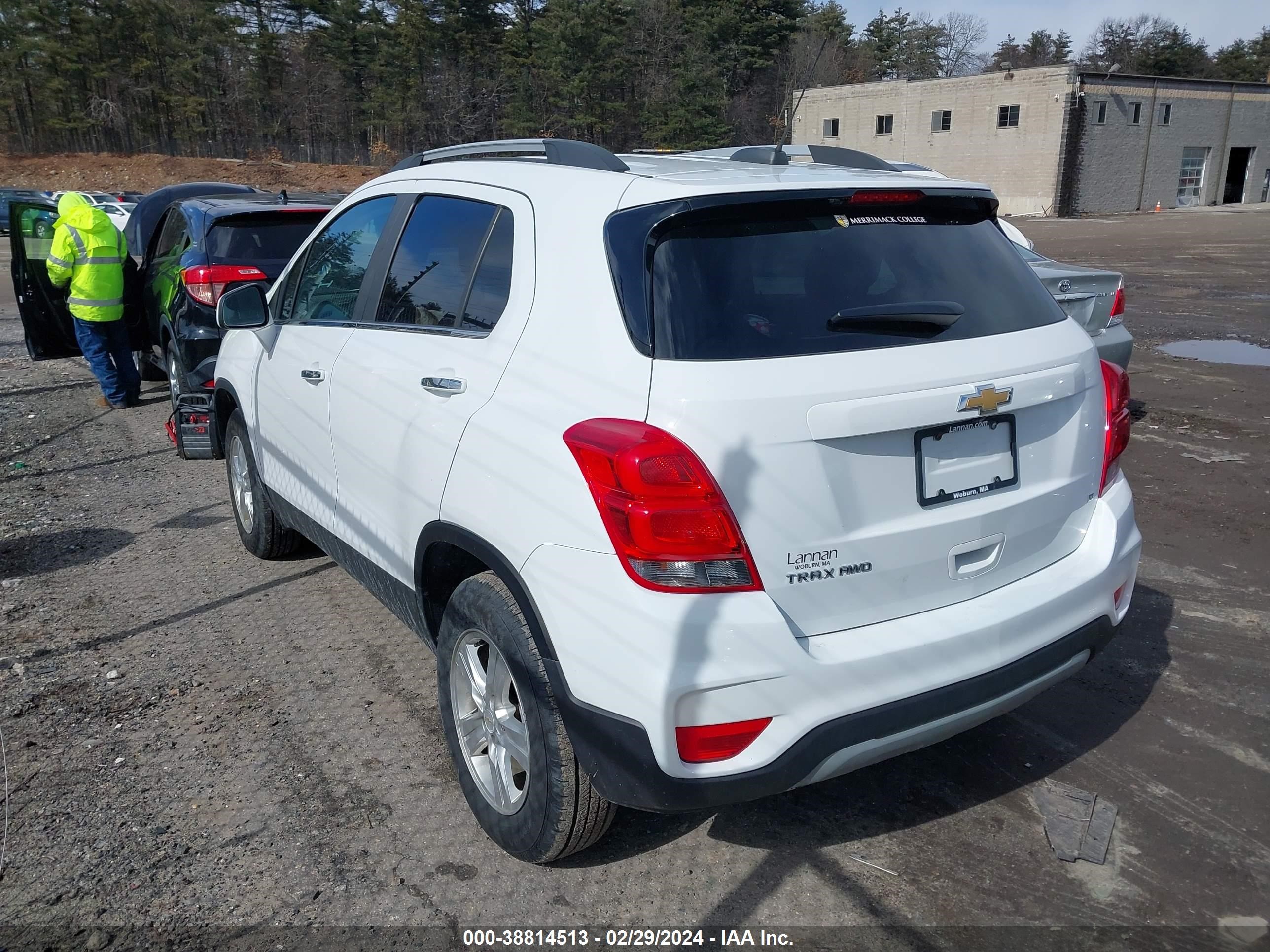 Photo 2 VIN: KL7CJPSB5LB022678 - CHEVROLET TRAX 