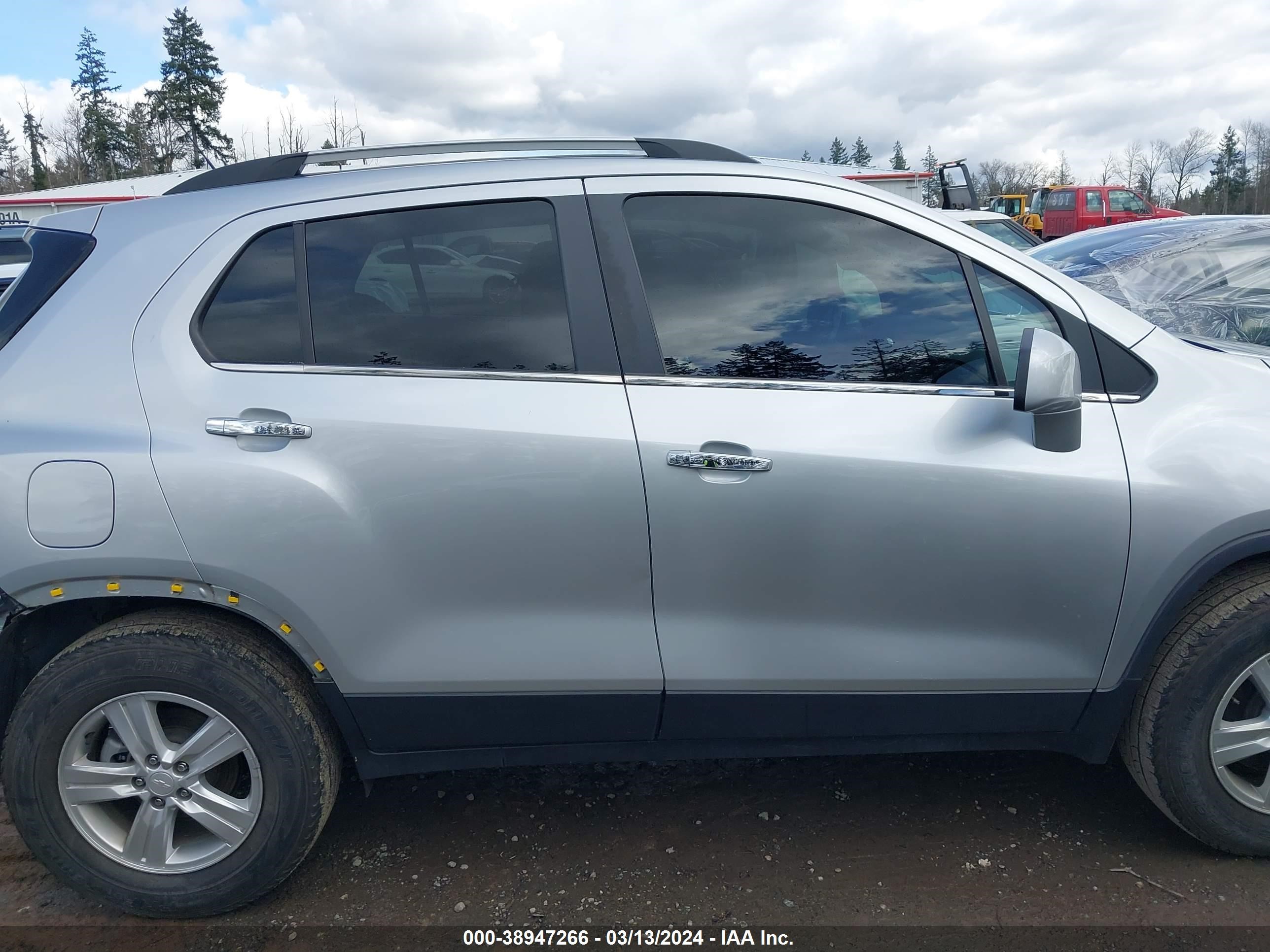 Photo 13 VIN: KL7CJPSB5LB026522 - CHEVROLET TRAX 