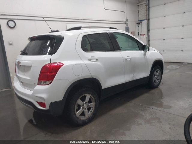 Photo 3 VIN: KL7CJPSB6LB327008 - CHEVROLET TRAX 