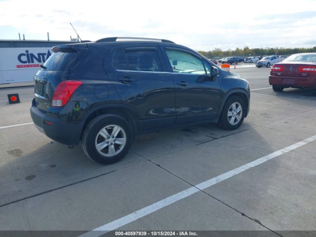 Photo 3 VIN: KL7CJPSB7GB606800 - CHEVROLET TRAX 