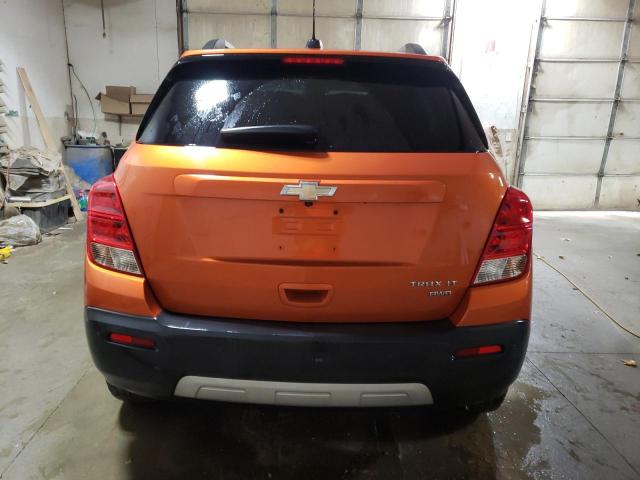 Photo 5 VIN: KL7CJPSB7GB638999 - CHEVROLET TRAX 1LT 