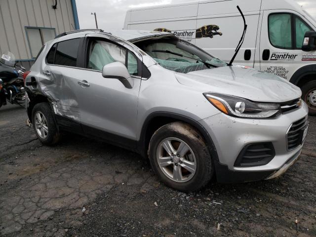 Photo 3 VIN: KL7CJPSB7JB702790 - CHEVROLET TRAX 1LT 