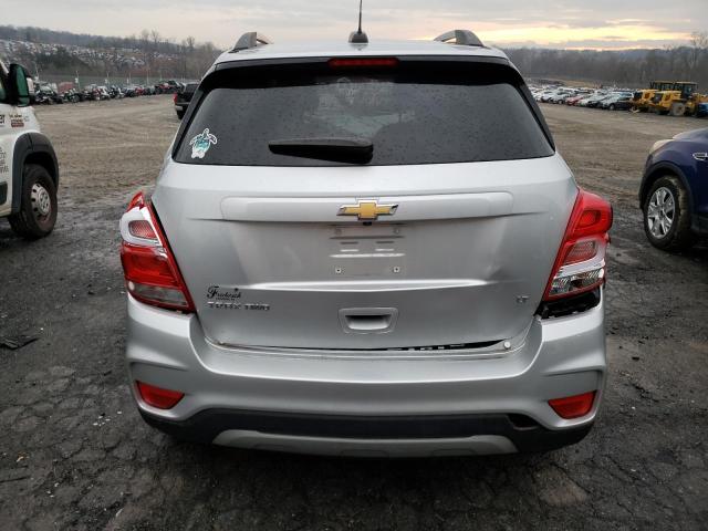 Photo 5 VIN: KL7CJPSB7JB702790 - CHEVROLET TRAX 1LT 