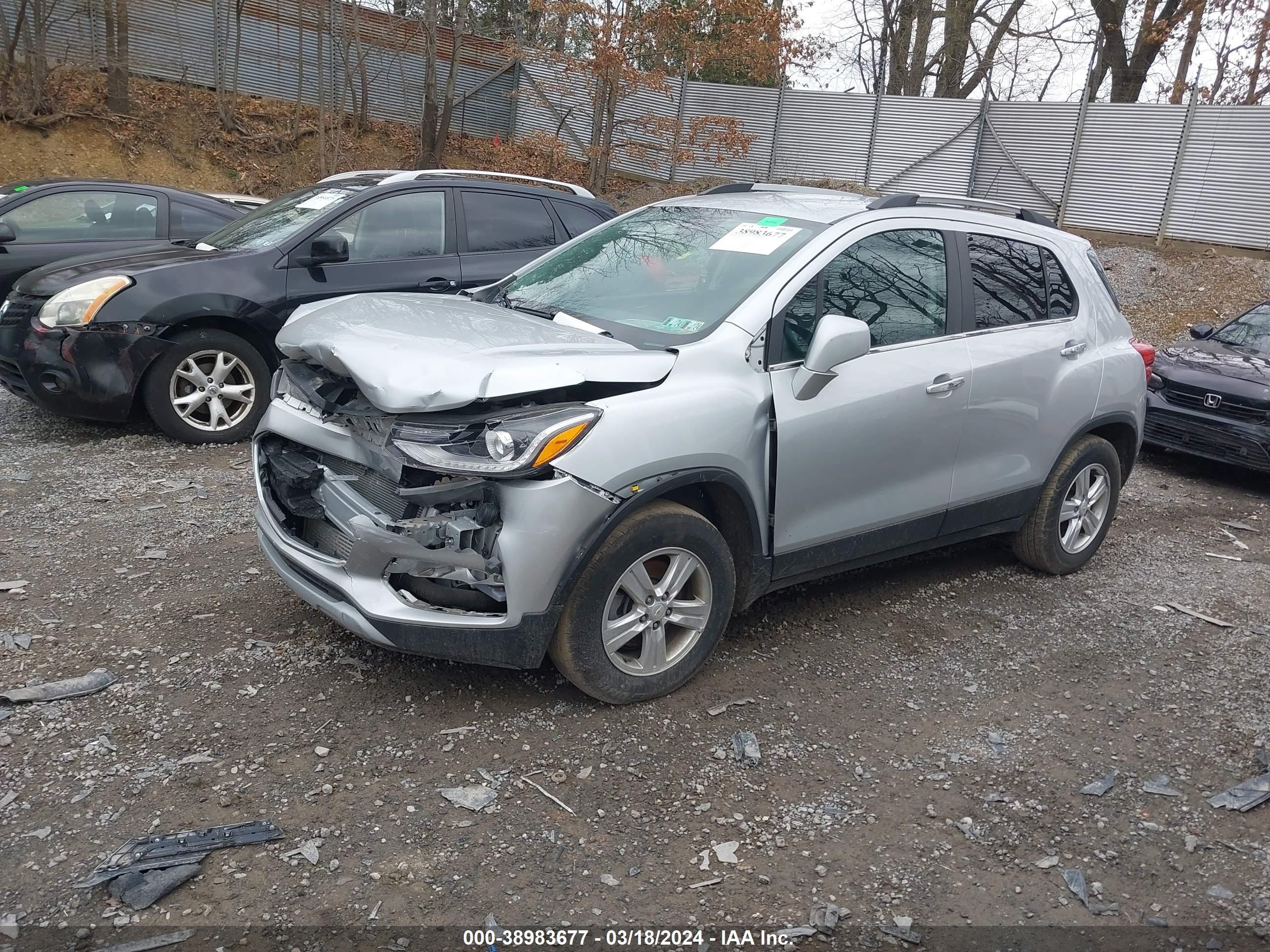 Photo 1 VIN: KL7CJPSB7JB704264 - CHEVROLET TRAX 