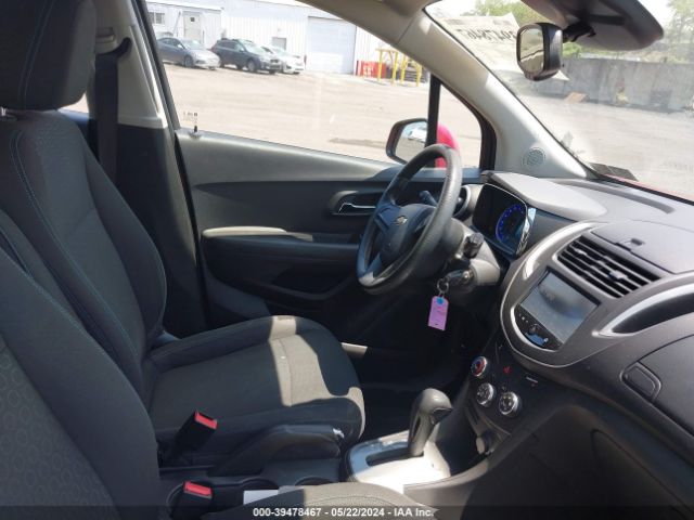 Photo 4 VIN: KL7CJPSB8FB071748 - CHEVROLET TRAX 