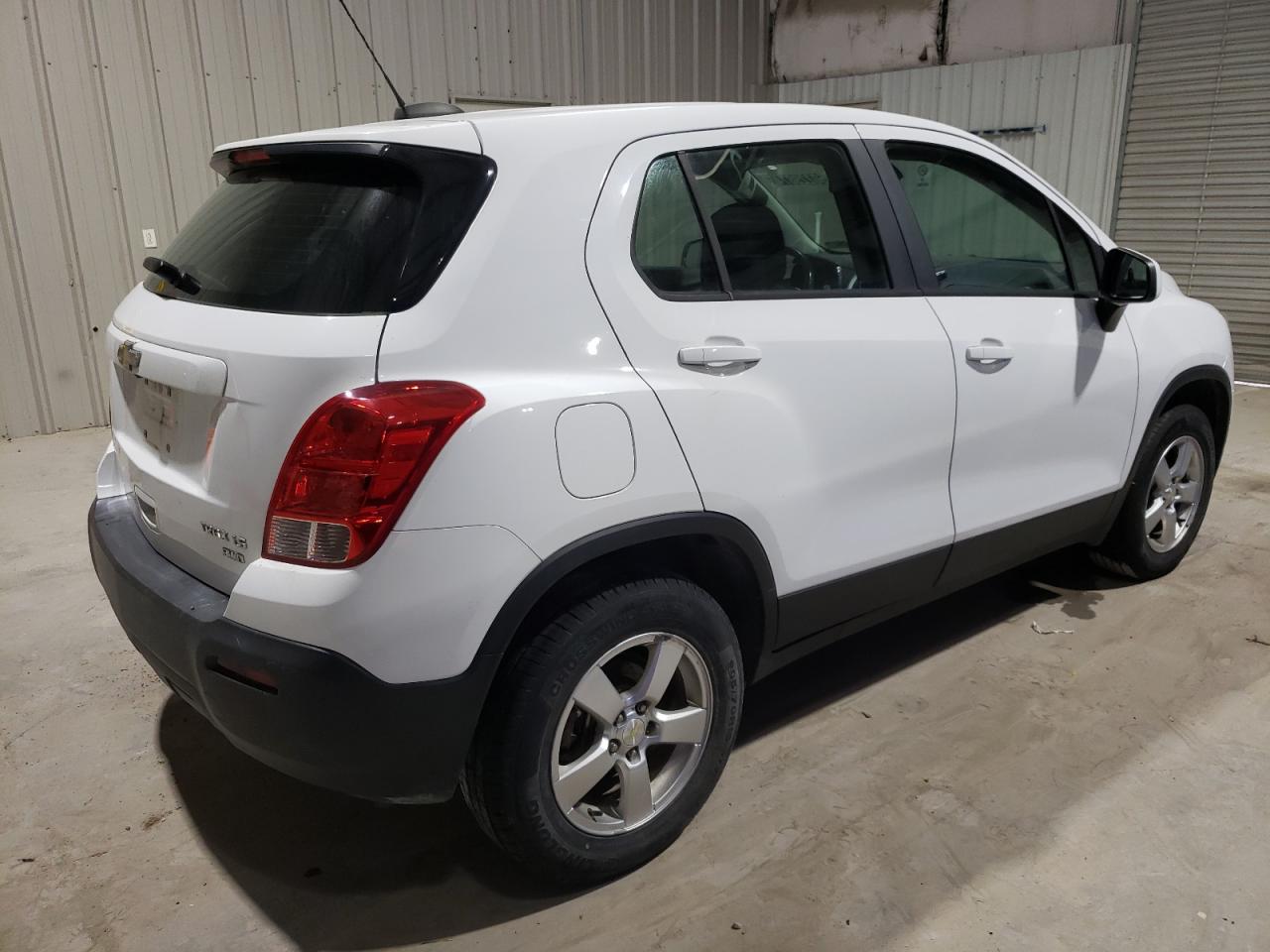 Photo 2 VIN: KL7CJPSB8FB225441 - CHEVROLET TRAX 