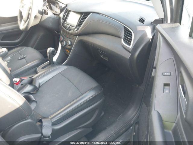 Photo 4 VIN: KL7CJPSB8HB182433 - CHEVROLET TRAX 