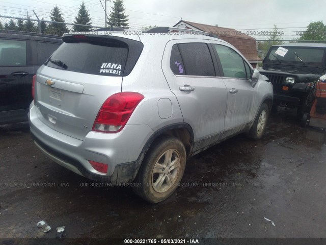 Photo 3 VIN: KL7CJPSB8JB707674 - CHEVROLET TRAX 