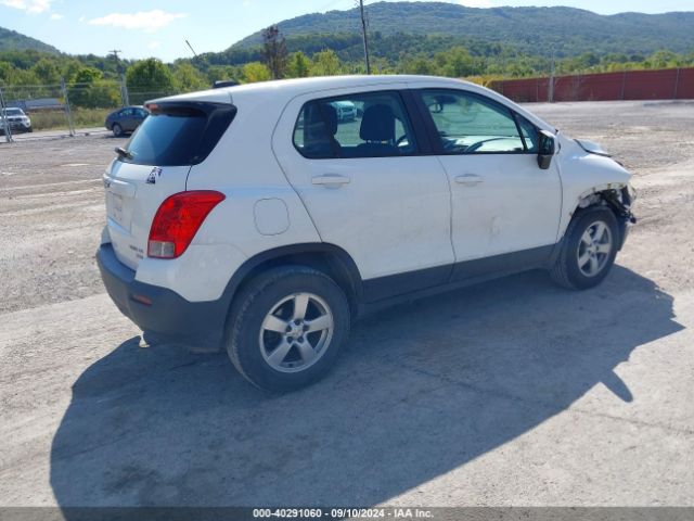 Photo 3 VIN: KL7CJPSB9FB073458 - CHEVROLET TRAX 