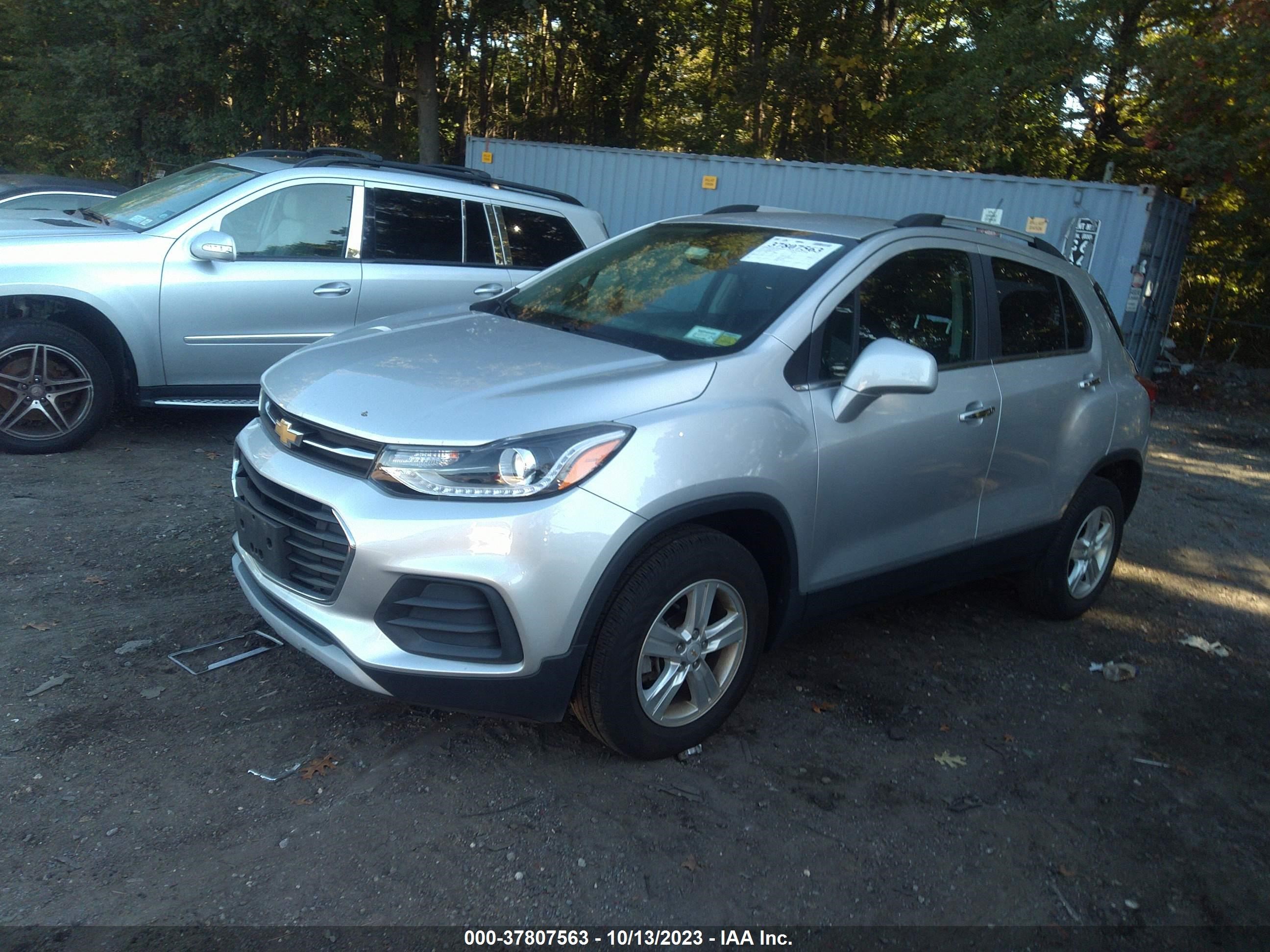 Photo 1 VIN: KL7CJPSB9JB714892 - CHEVROLET TRAX 