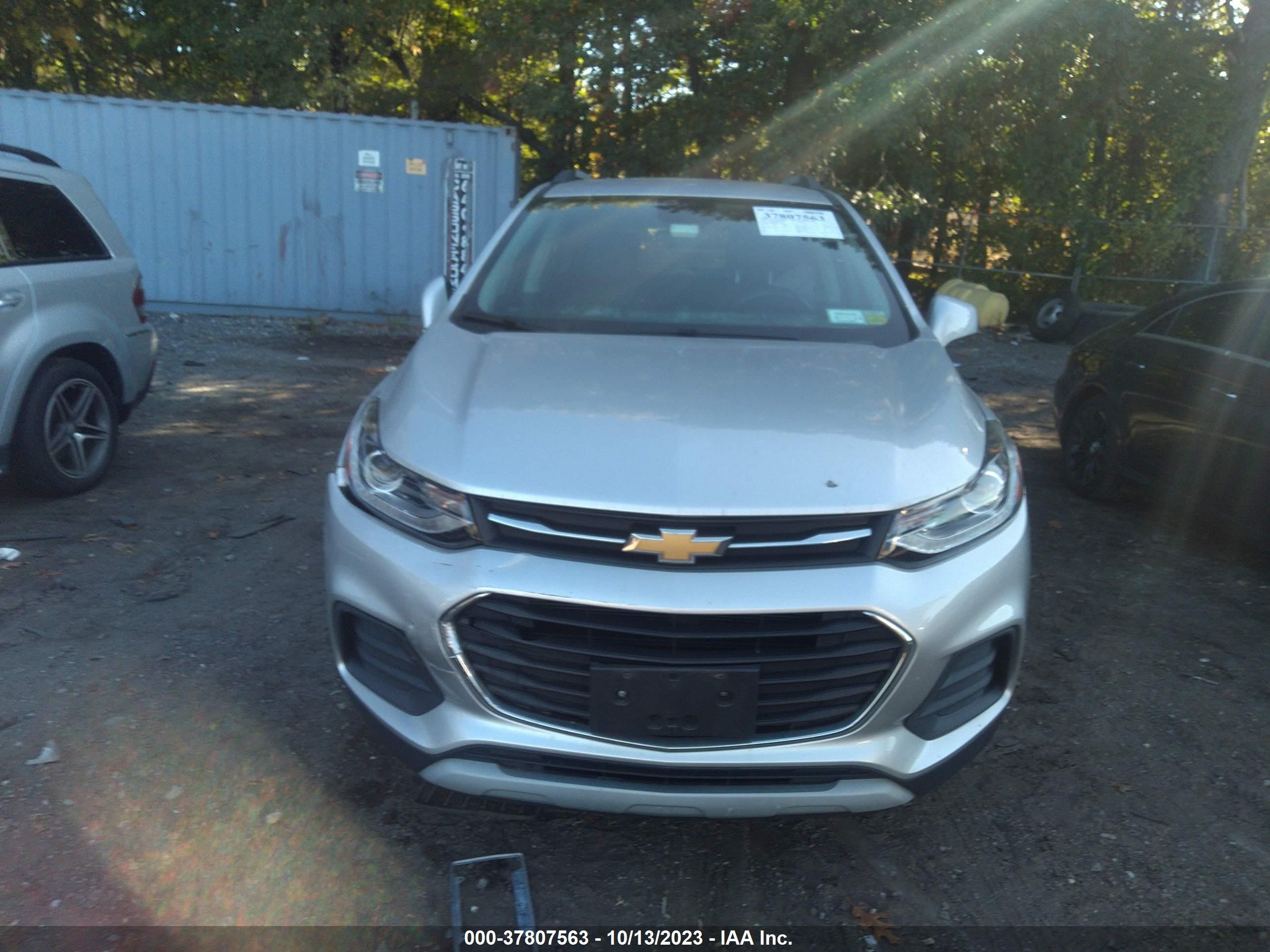 Photo 11 VIN: KL7CJPSB9JB714892 - CHEVROLET TRAX 