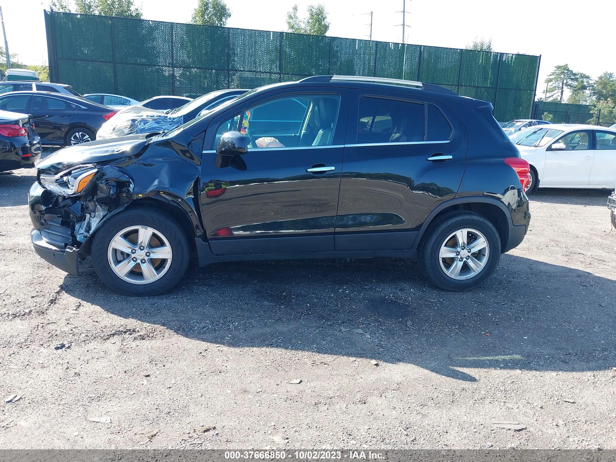 Photo 13 VIN: KL7CJPSB9KB720046 - CHEVROLET TRAX 