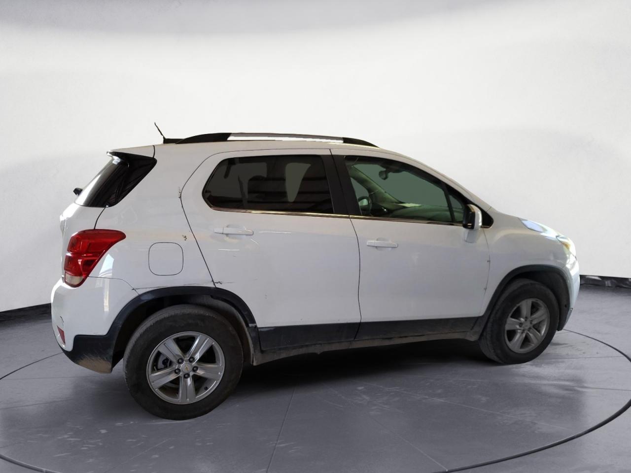 Photo 2 VIN: KL7CJPSB9LB320568 - CHEVROLET TRAX 