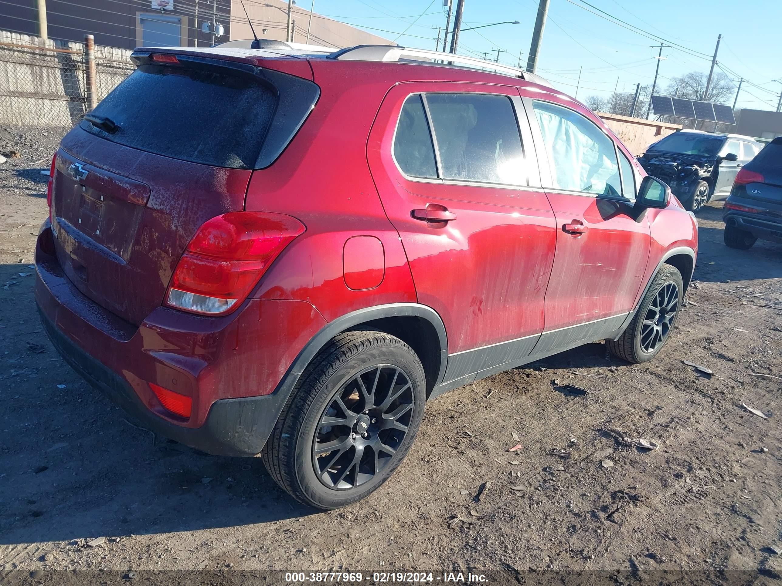 Photo 3 VIN: KL7CJPSB9MB338411 - CHEVROLET TRAX 