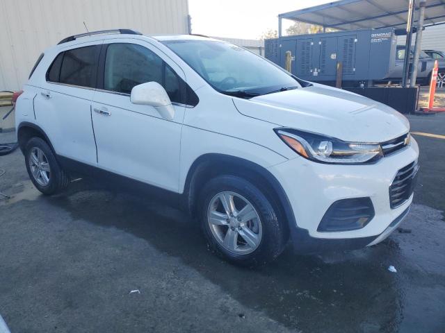 Photo 3 VIN: KL7CJPSBXJB714805 - CHEVROLET TRAX 1LT 