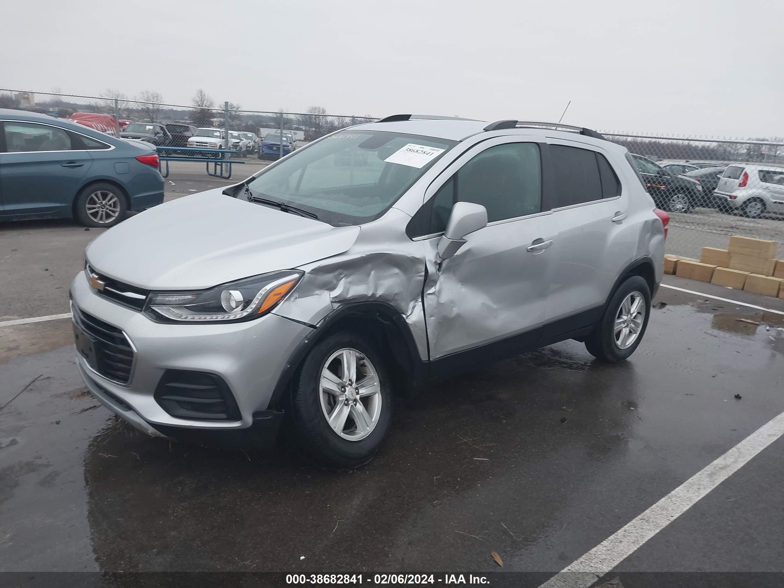 Photo 1 VIN: KL7CJPSBXKB722646 - CHEVROLET TRAX 