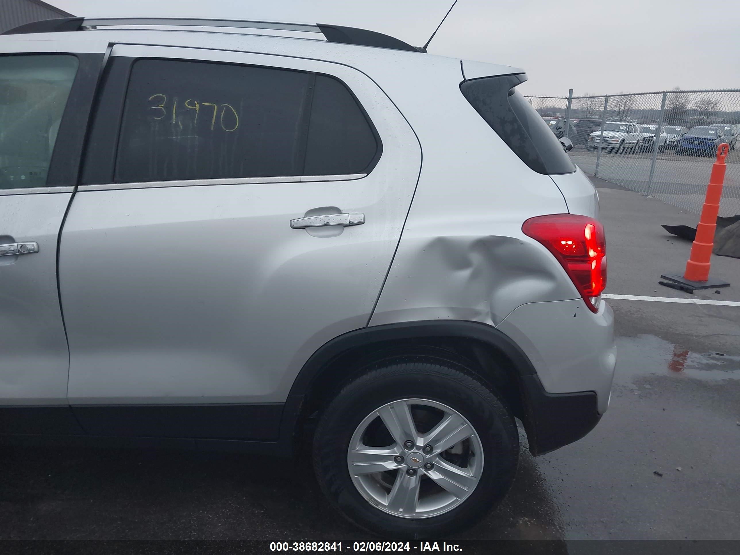 Photo 16 VIN: KL7CJPSBXKB722646 - CHEVROLET TRAX 