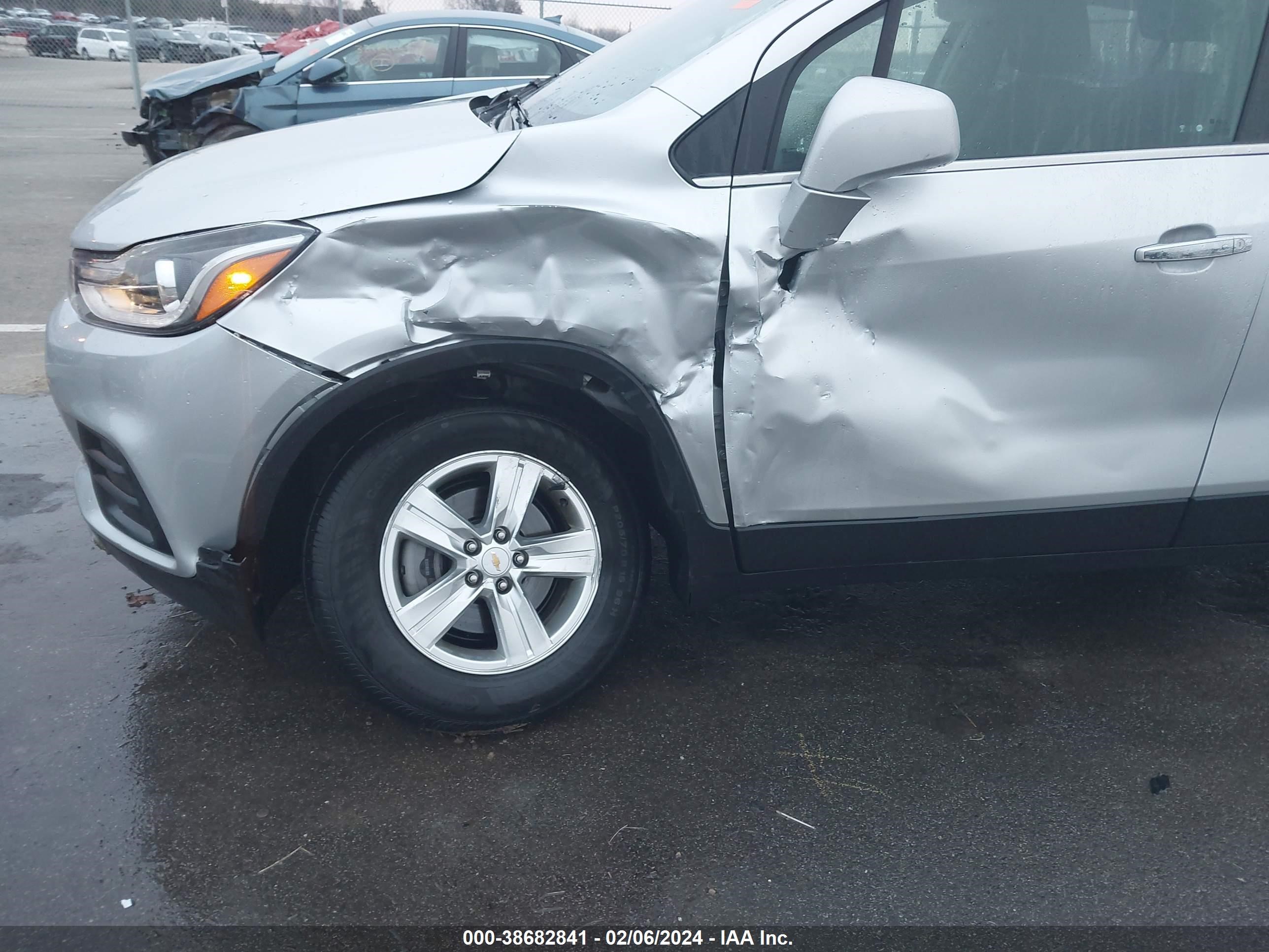 Photo 17 VIN: KL7CJPSBXKB722646 - CHEVROLET TRAX 