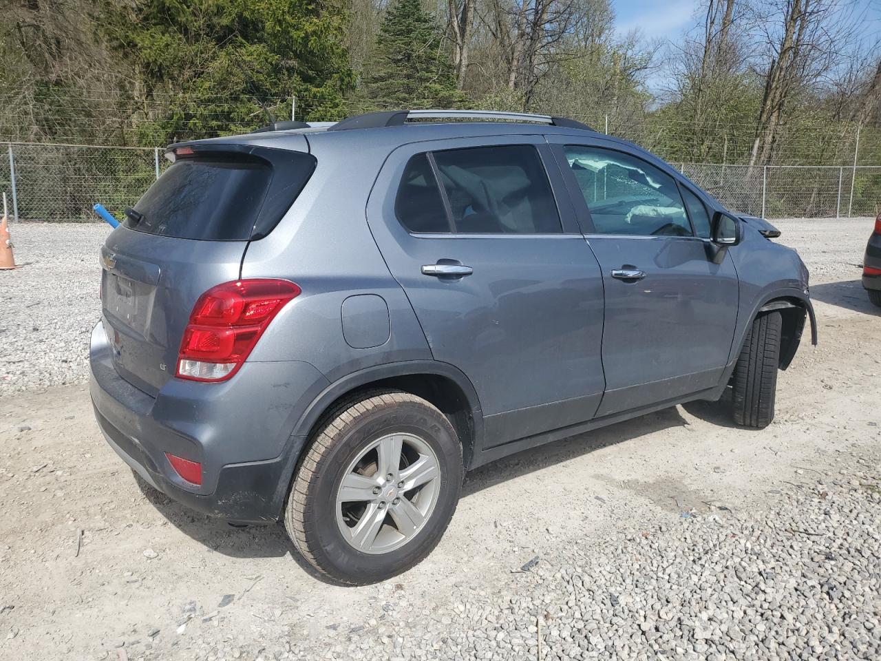 Photo 2 VIN: KL7CJPSBXKB898595 - CHEVROLET TRAX 