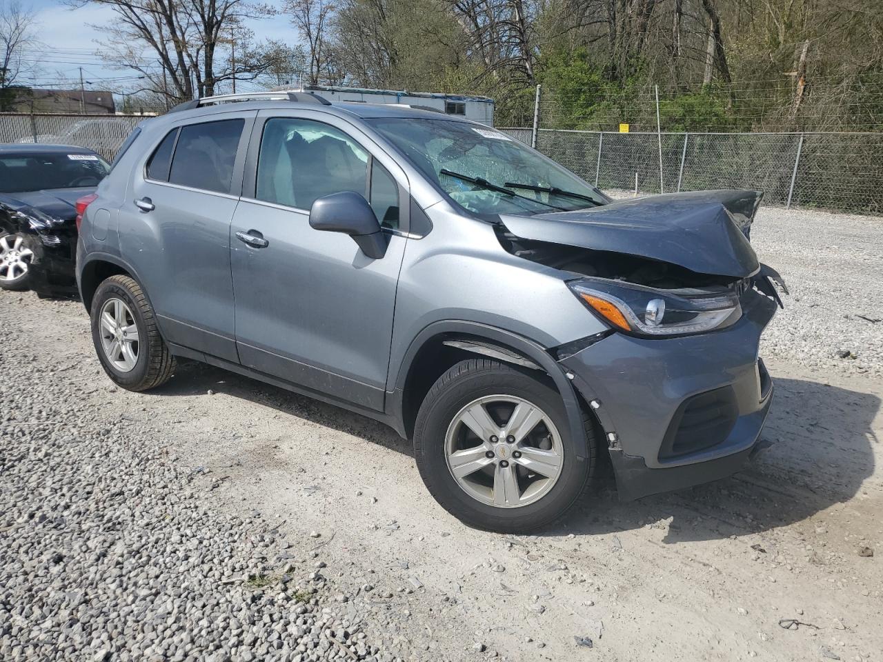 Photo 3 VIN: KL7CJPSBXKB898595 - CHEVROLET TRAX 