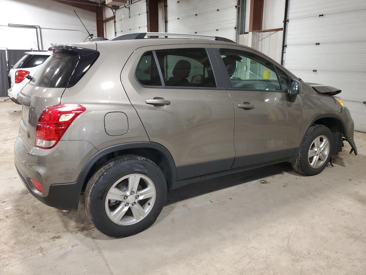 Photo 2 VIN: KL7CJPSM0NB552402 - CHEVROLET TRAX 