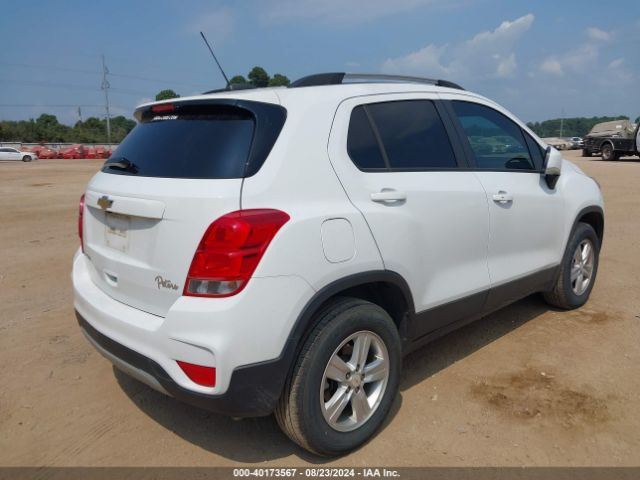 Photo 3 VIN: KL7CJPSM2MB376886 - CHEVROLET TRAX 