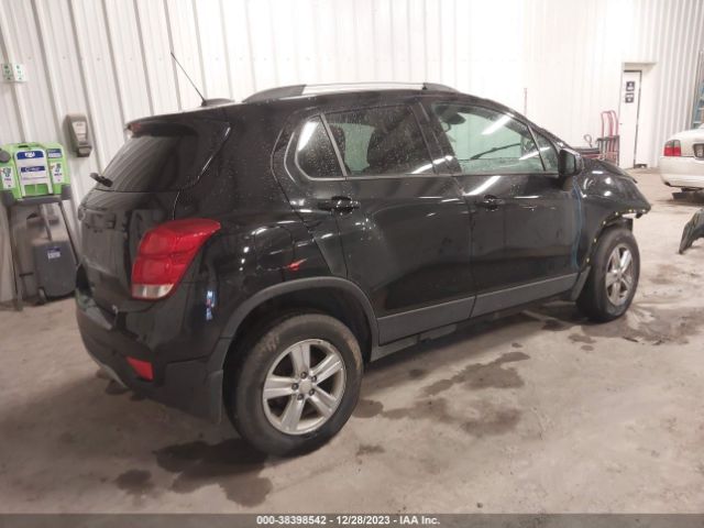 Photo 3 VIN: KL7CJPSM4MB366134 - CHEVROLET TRAX 