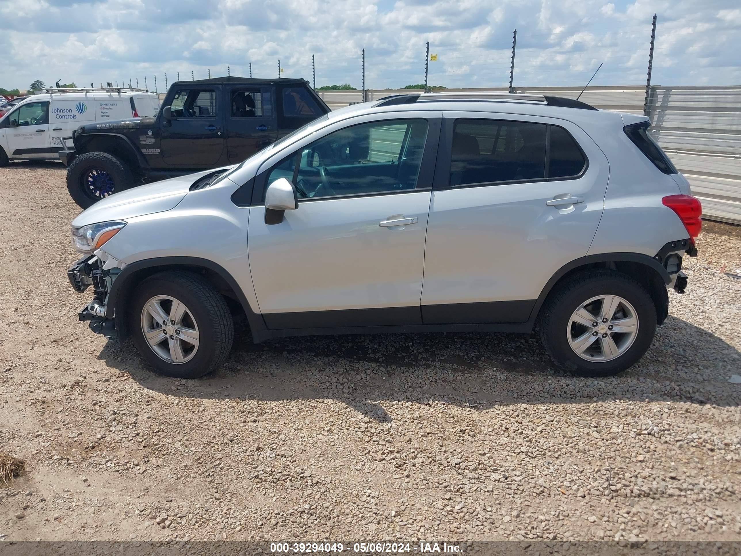 Photo 13 VIN: KL7CJPSM5MB364098 - CHEVROLET TRAX 