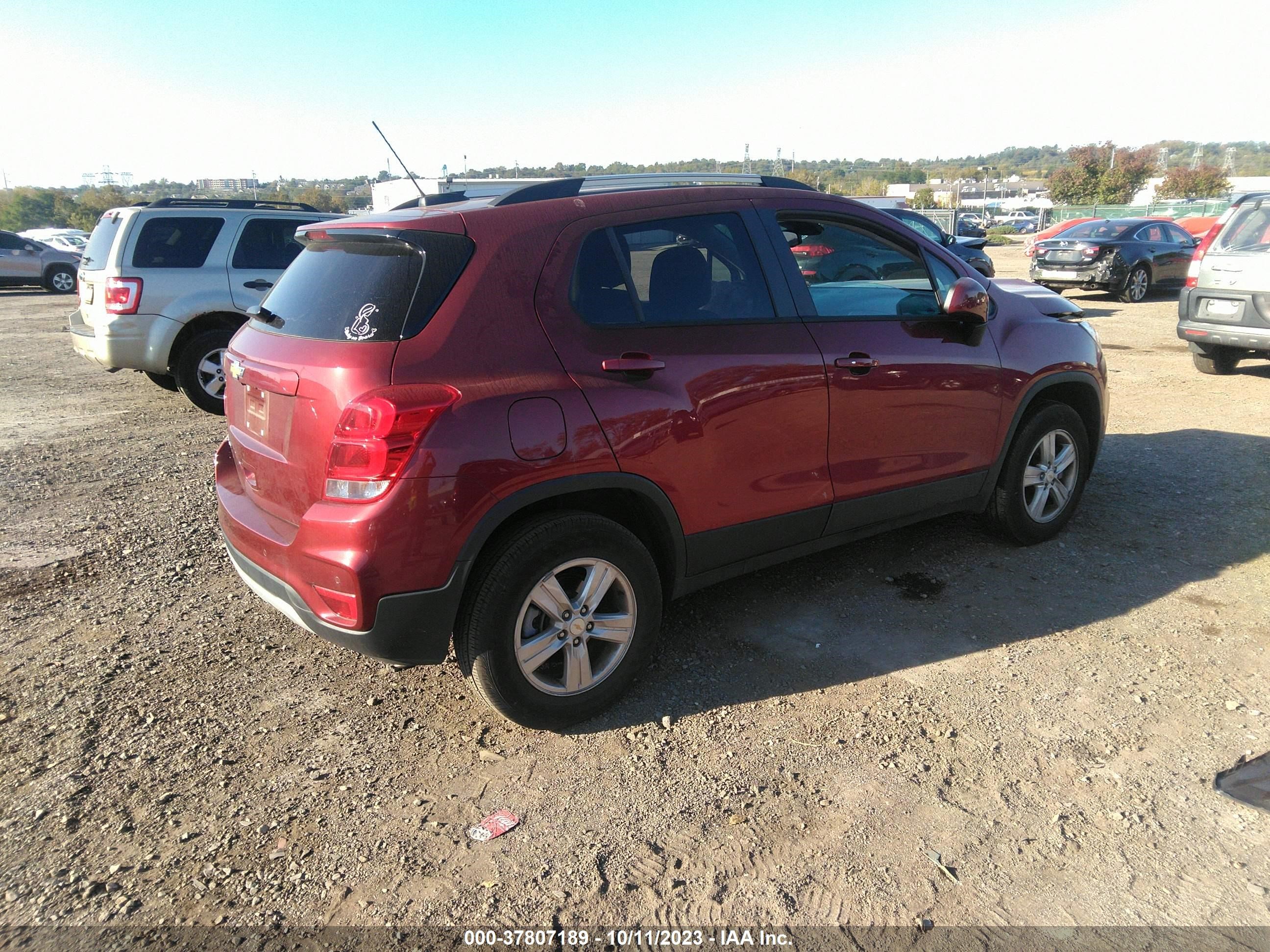 Photo 3 VIN: KL7CJPSM6NB506914 - CHEVROLET TRAX 