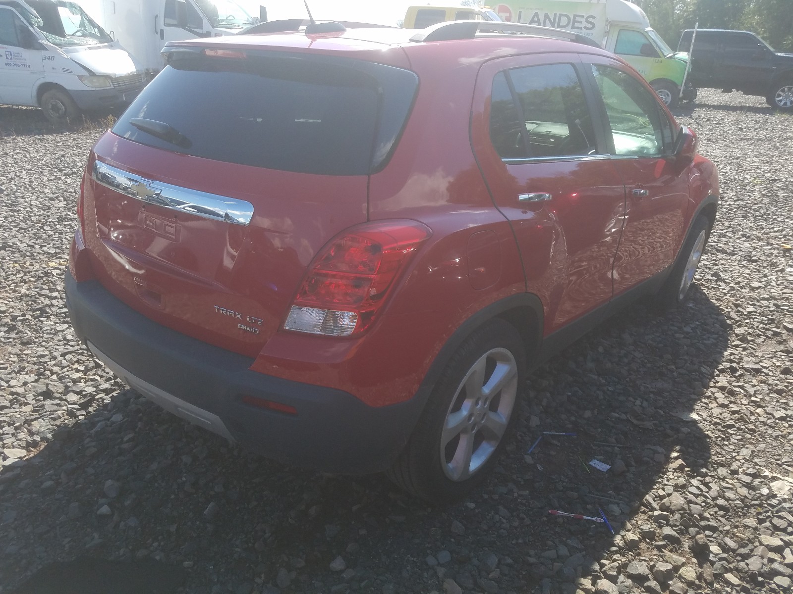 Photo 3 VIN: KL7CJRSB1GB645300 - CHEVROLET TRAX LTZ 