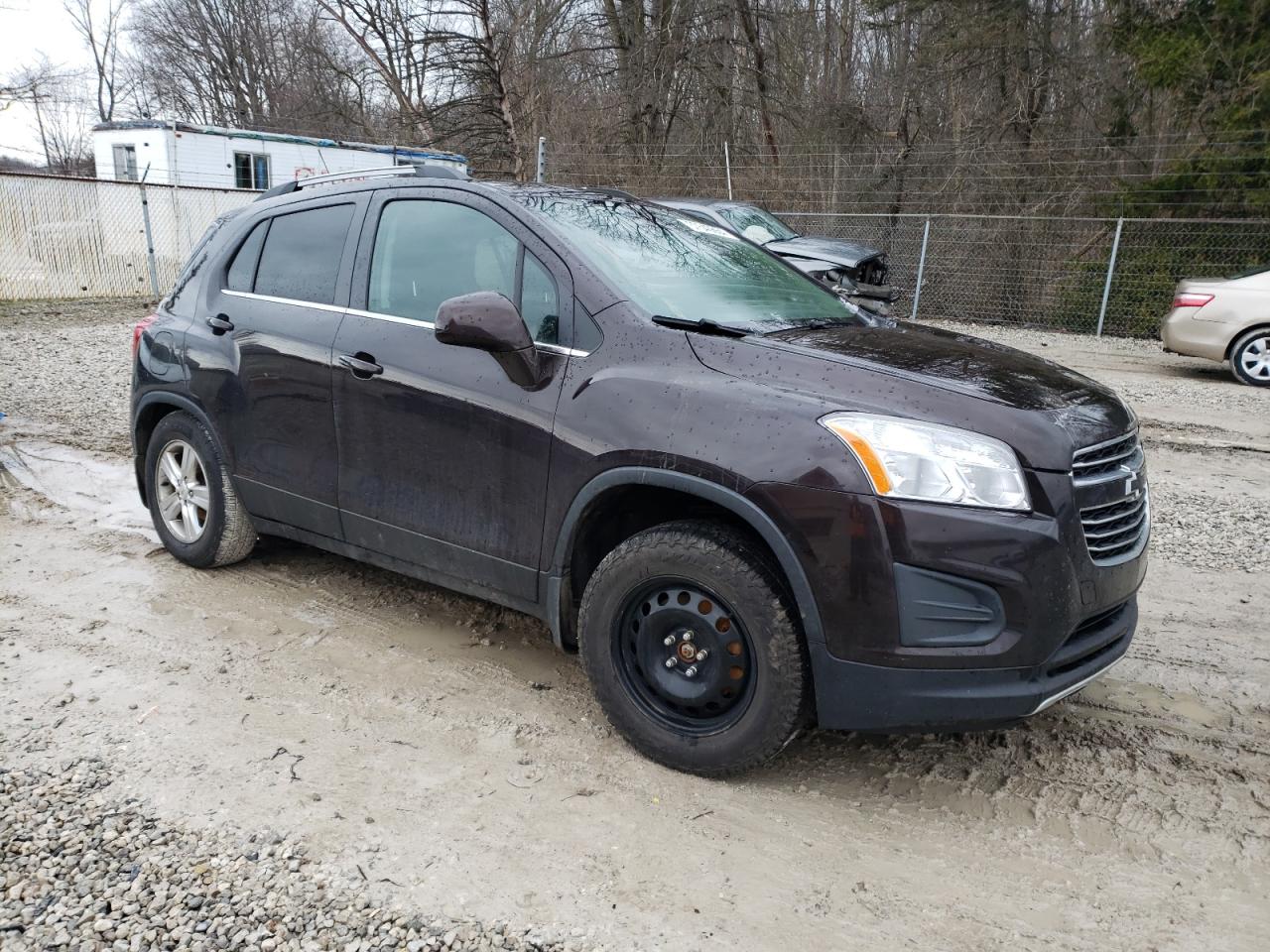 Photo 3 VIN: KL7CJRSB2FB256731 - CHEVROLET TRAX 