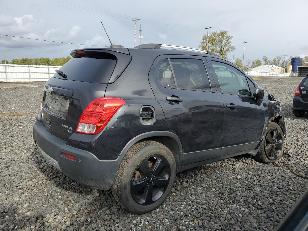 Photo 2 VIN: KL7CJRSB5GB628936 - CHEVROLET TRAX 