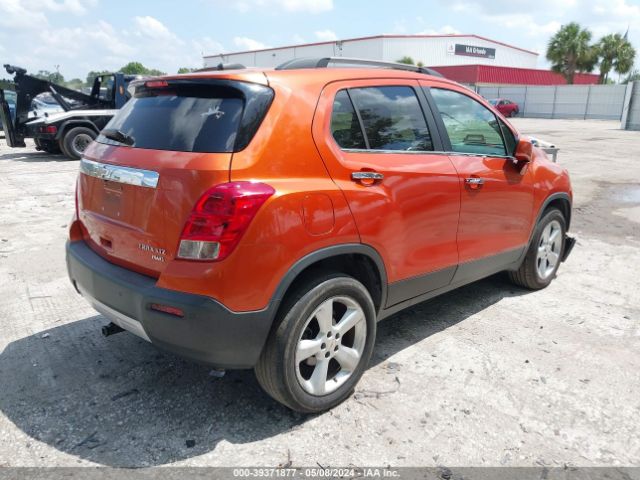 Photo 3 VIN: KL7CJRSB9GB690422 - CHEVROLET TRAX LTZ 