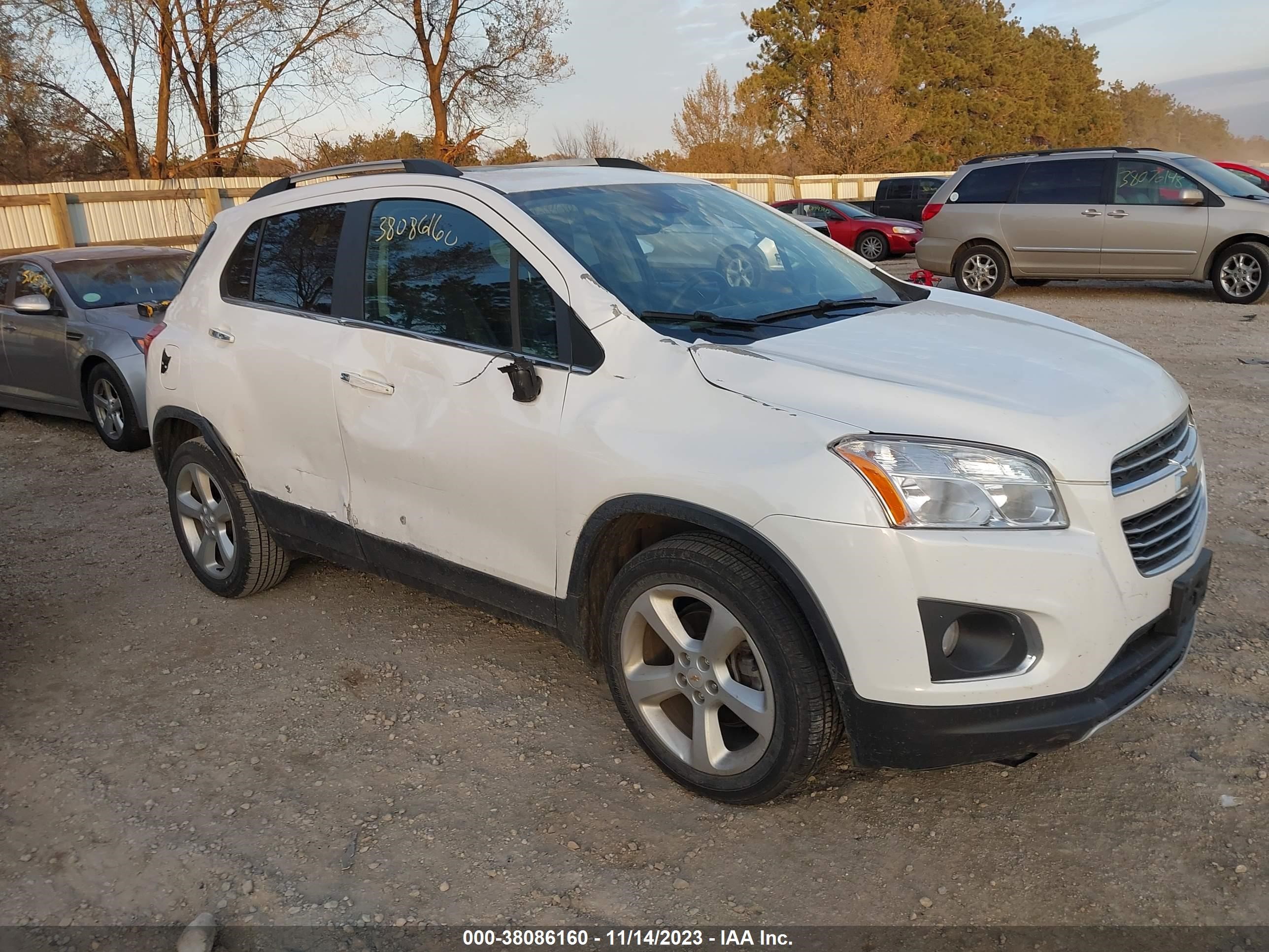 Photo 0 VIN: KL7CJTSB1FB098153 - CHEVROLET TRAX 